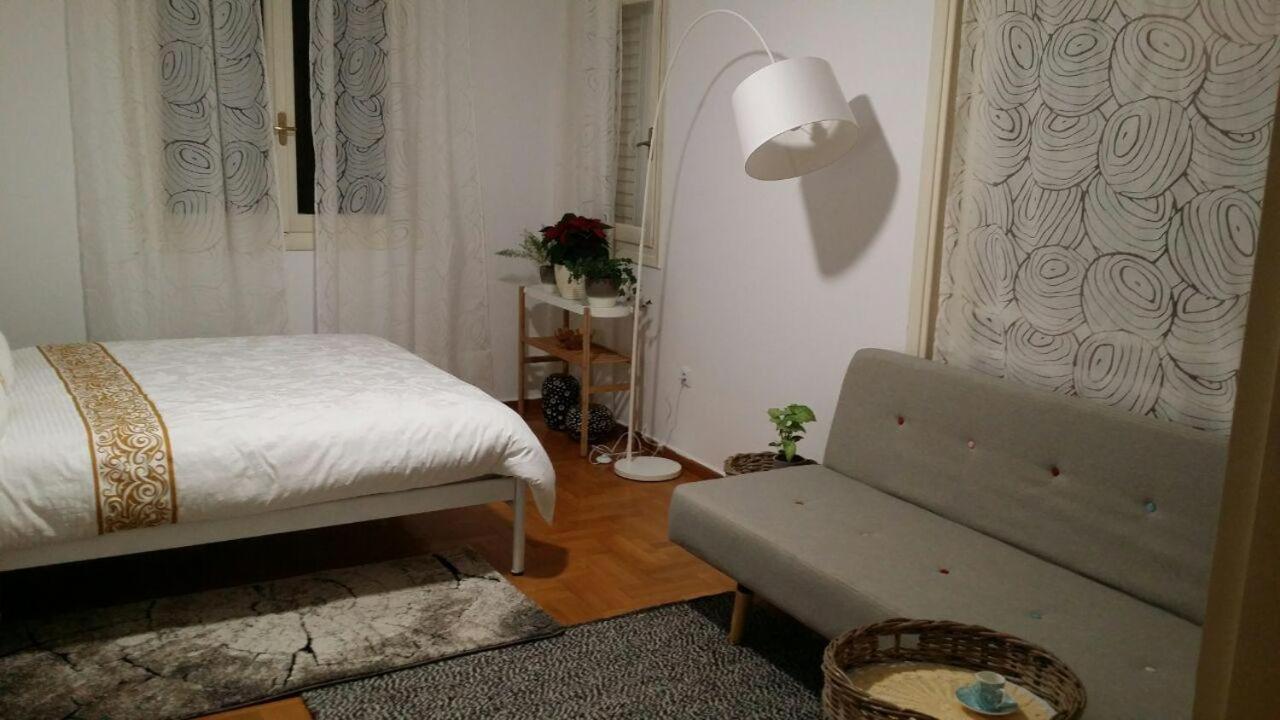 Rooms In Central Athén Kültér fotó